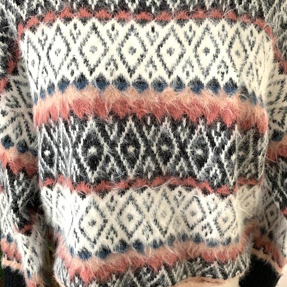 Urban Outfitters UO Garnet Fuzzy Fair Isle Sweater in Black Motif - Picture 7 of 15